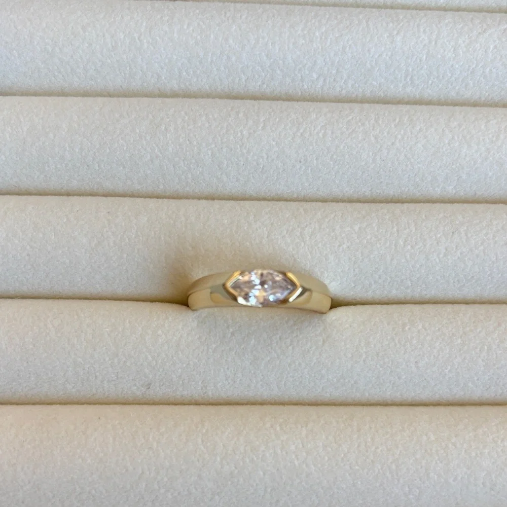 NWT CZ ring